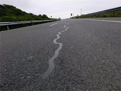 道路灌縫膠